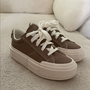 Converse Chuck Taylor All Star Cruise Sneaker- Brown